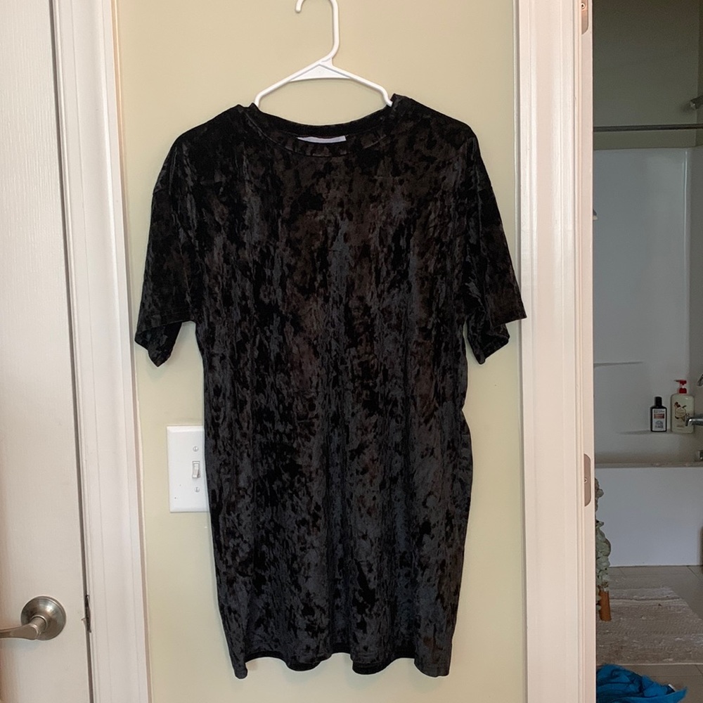 Doublezero velvet dress